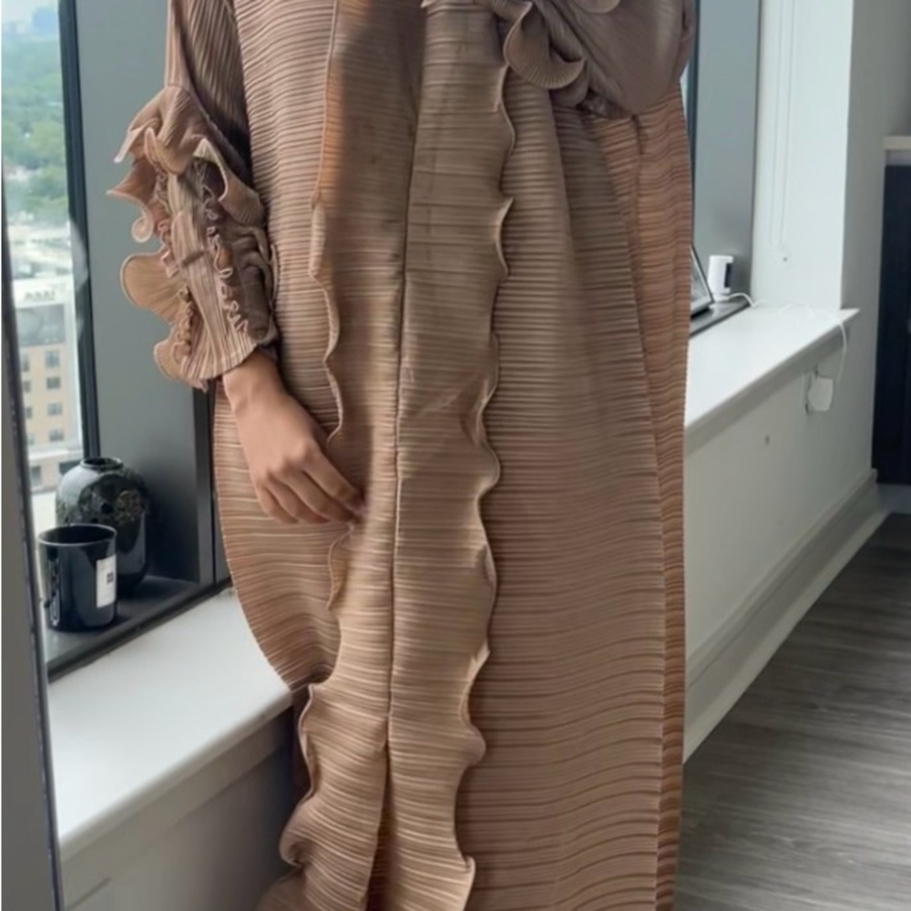 Issely Brown Long Sleeve Ruffled Statement Dress